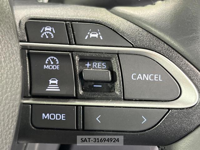 Toyota VOXY 2023-08 8650021-6