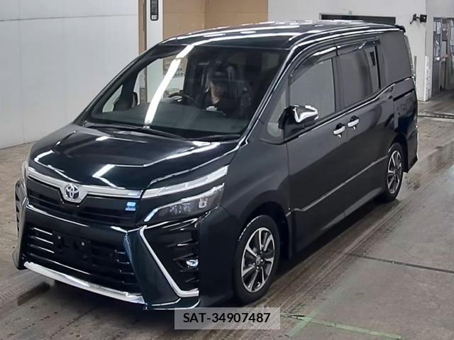 Toyota VOXY 2021 8650440-0