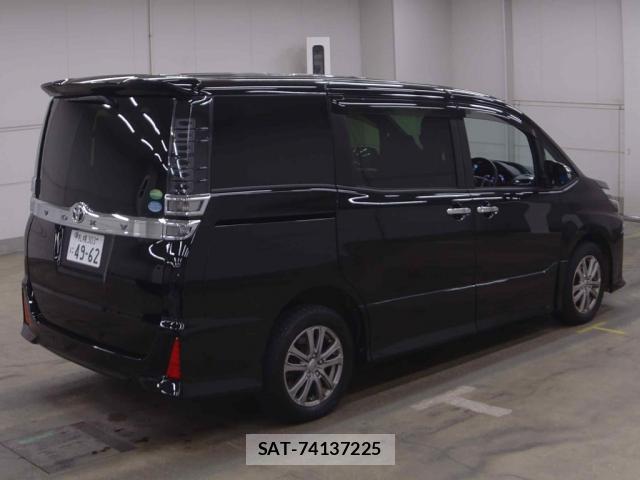 Toyota VOXY 2020-02 8650488-1