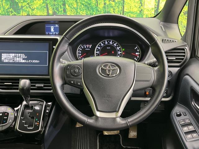 Toyota VOXY 2016-11 8650769-11