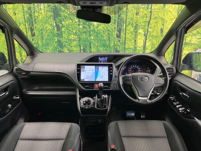 Toyota VOXY 2018-07 8650785-1