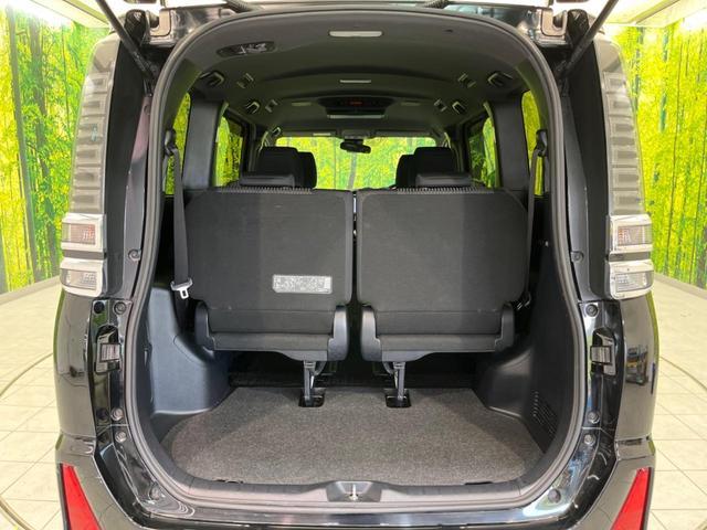 Toyota VOXY 2018-07 8650785-10