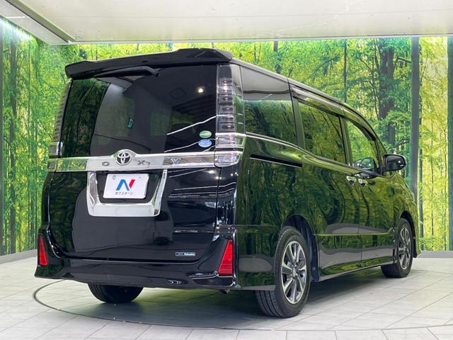 Toyota VOXY 2018-07 8650785-17