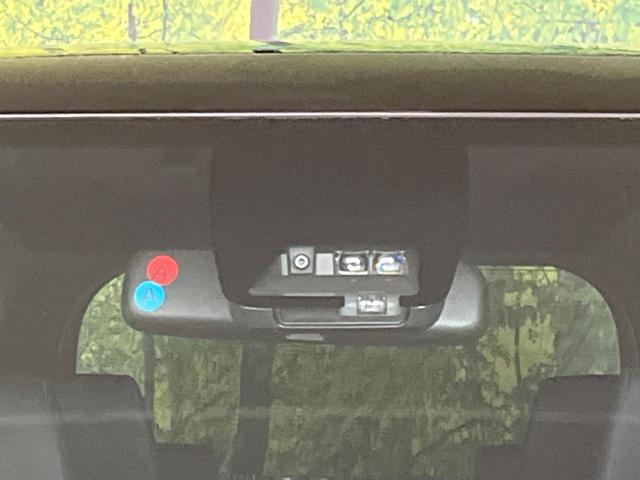 Toyota VOXY 2018-07 8650785-4