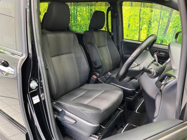 Toyota VOXY 2018-07 8650785-7