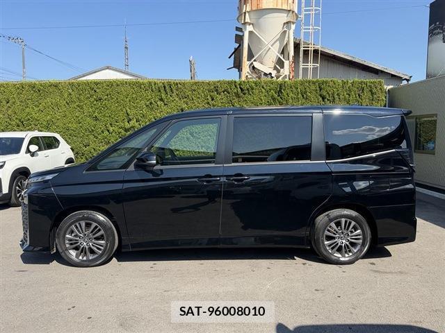 Toyota VOXY 2024-04 8650895-2