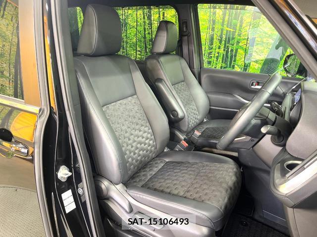 Toyota VOXY 2024-05 8651060-8