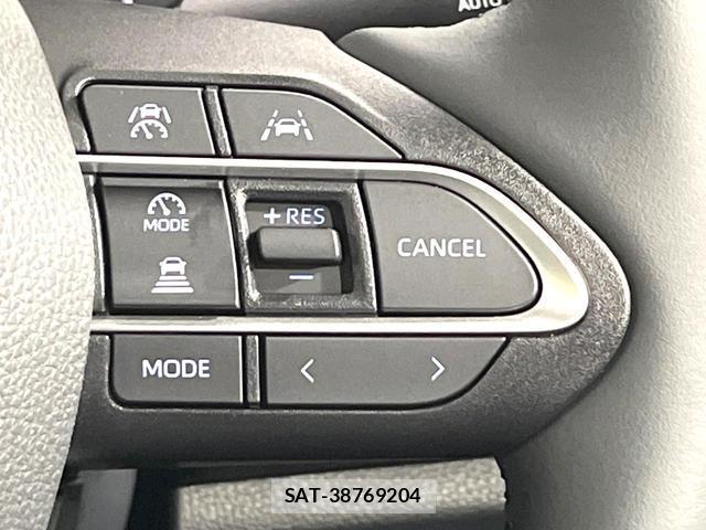 Toyota VOXY 2025-07 8651064-4