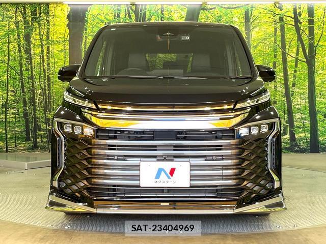 Toyota VOXY 2025-04 8651065-13