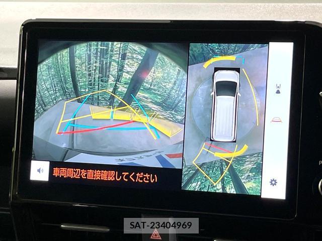 Toyota VOXY 2025-04 8651065-4