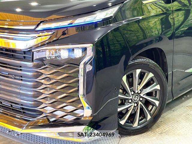 Toyota VOXY 2025-04 8651065-7