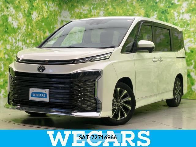 Toyota VOXY 2023-10 8651170-0