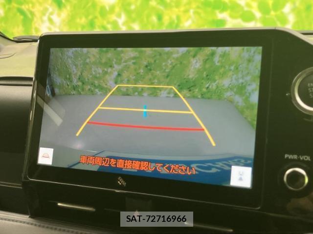 Toyota VOXY 2023-10 8651170-13