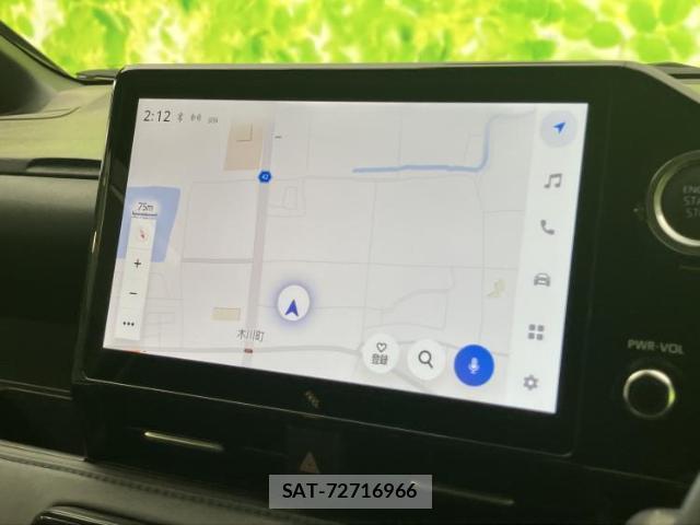 Toyota VOXY 2023-10 8651170-9