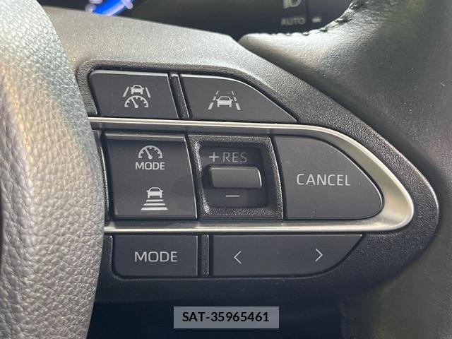 Toyota VOXY 2022-09 8651180-3