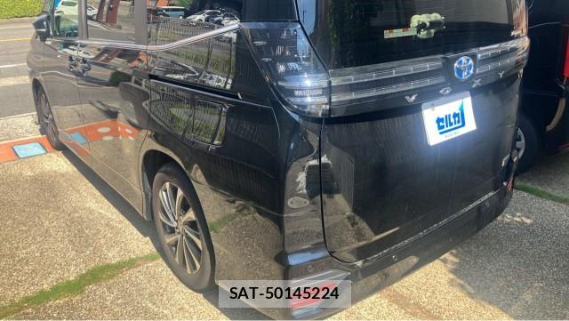 Toyota VOXY 2024-11 8651290-13