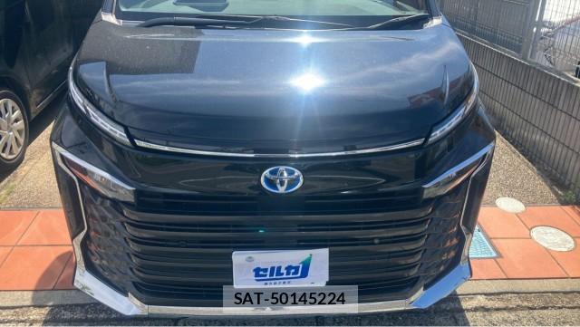 Toyota VOXY 2024-11 8651290-9