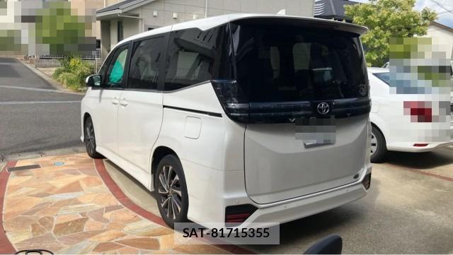 Toyota VOXY 2023-01 8651468-13
