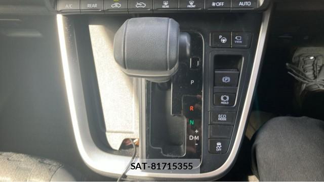 Toyota VOXY 2023-01 8651468-14