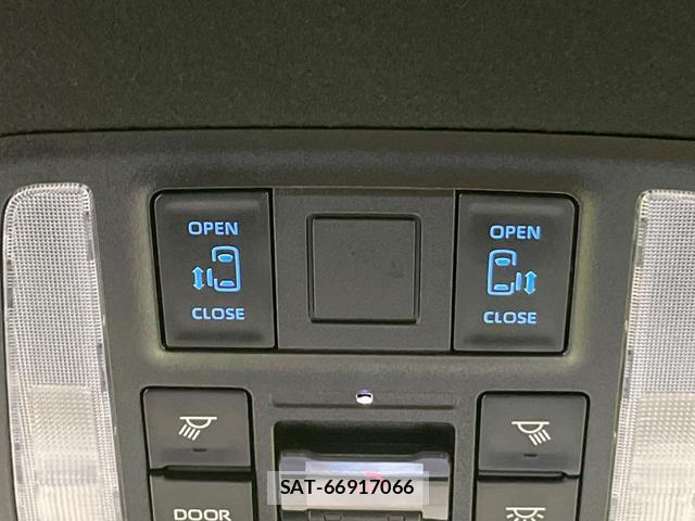 Toyota VOXY 2023-02 8651503-2