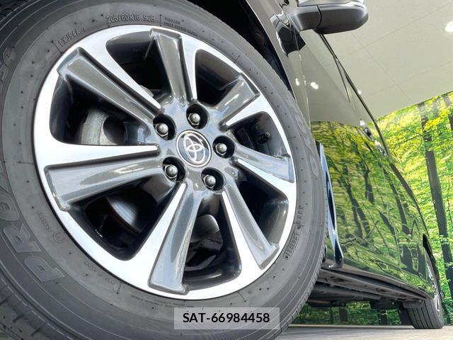 Toyota VOXY 2021-09 8651563-13