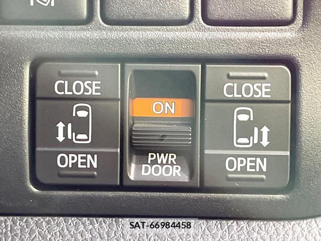 Toyota VOXY 2021-09 8651563-5