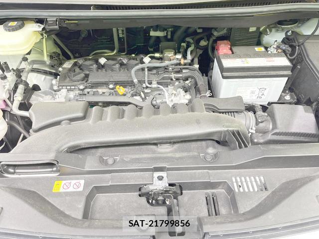 Toyota VOXY 2025-06 8651697-17
