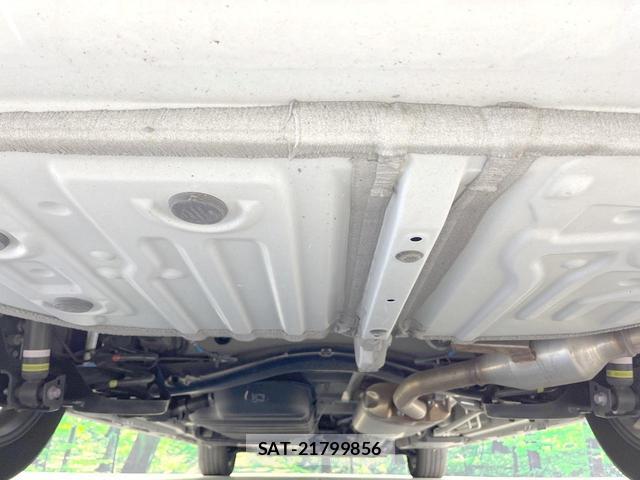 Toyota VOXY 2025-06 8651697-18