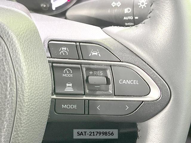Toyota VOXY 2025-06 8651697-6