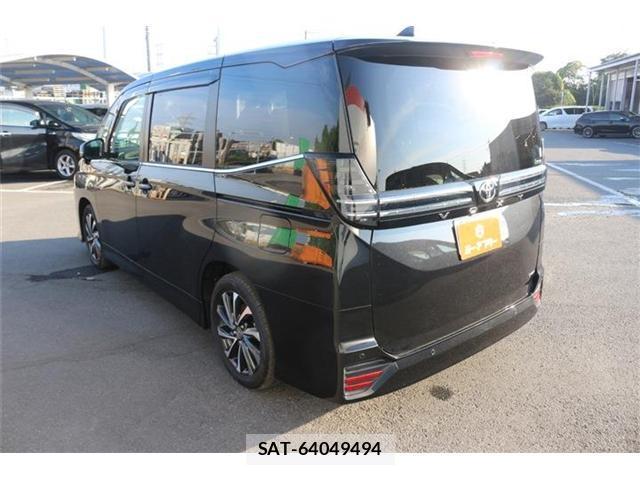 Toyota VOXY 2025-10 8651871-10