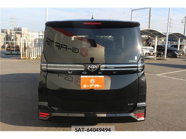 Toyota VOXY 2025-10 8651871-11