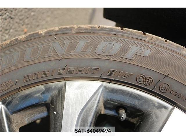 Toyota VOXY 2025-10 8651871-14