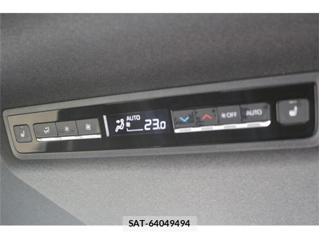 Toyota VOXY 2025-10 8651871-5