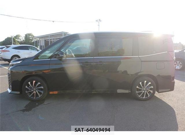 Toyota VOXY 2025-10 8651871-9