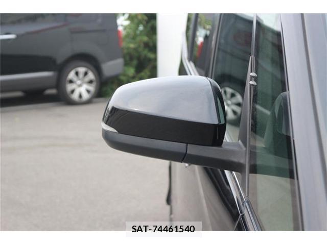 Toyota VOXY 2024-10 8651872-14