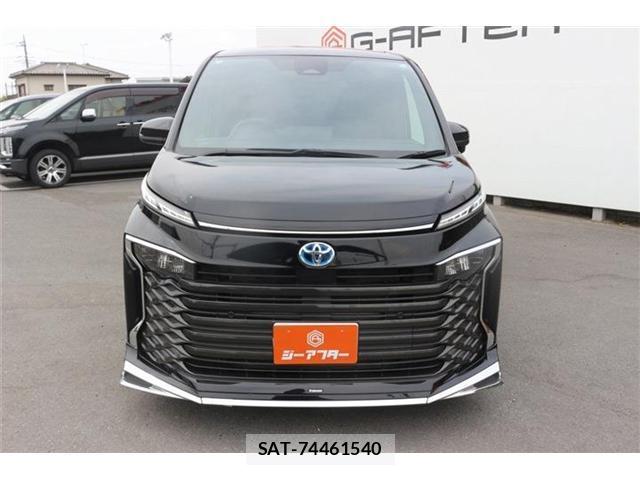 Toyota VOXY 2024-10 8651872-2