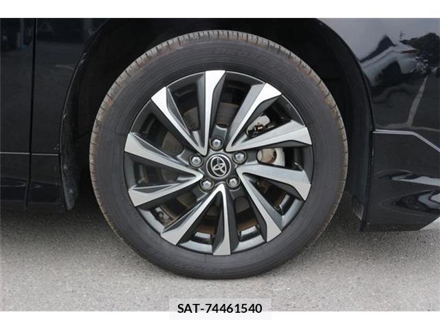 Toyota VOXY 2024-10 8651872-8