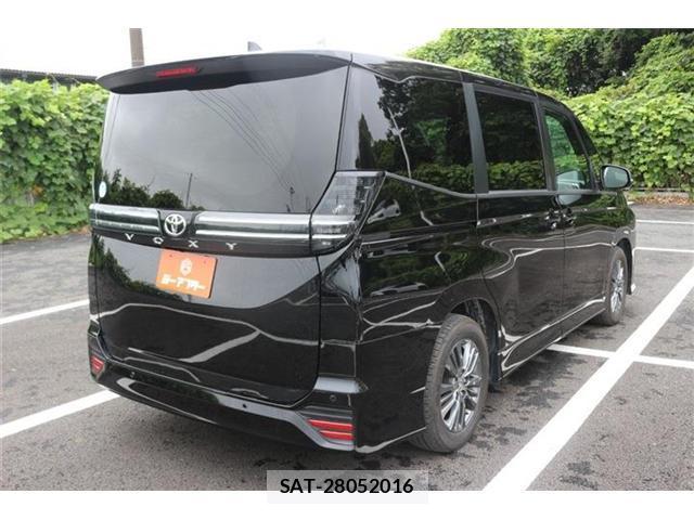 Toyota VOXY 2024-05 8651885-13