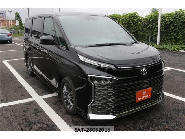 Toyota VOXY 2024-05 8651885-7