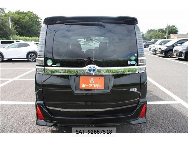 Toyota VOXY 2018-12 8651900-10