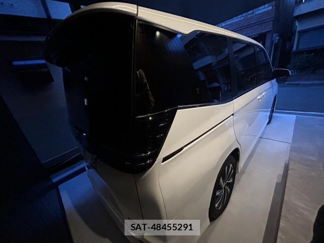 Toyota VOXY 2025-02 8651942-1