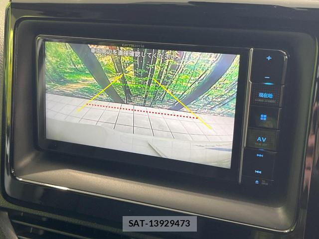 Toyota VOXY 2017-11 8652019-5