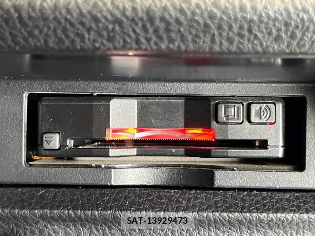 Toyota VOXY 2017-11 8652019-6