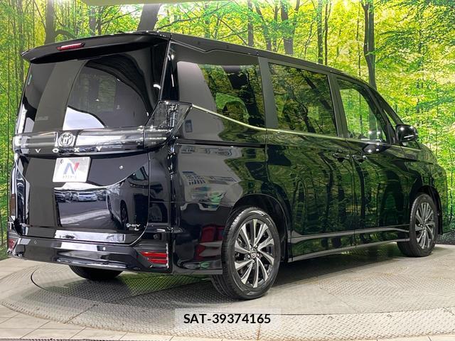 Toyota VOXY 2026-01 8652095-17