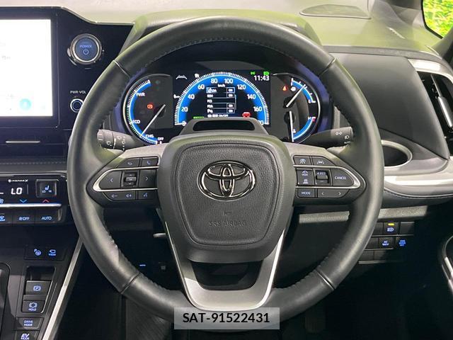 Toyota VOXY 2022-10 8652096-12