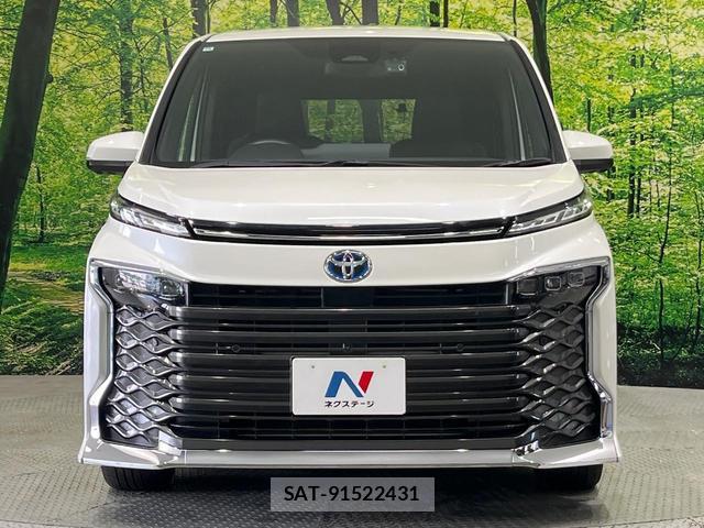 Toyota VOXY 2022-10 8652096-15