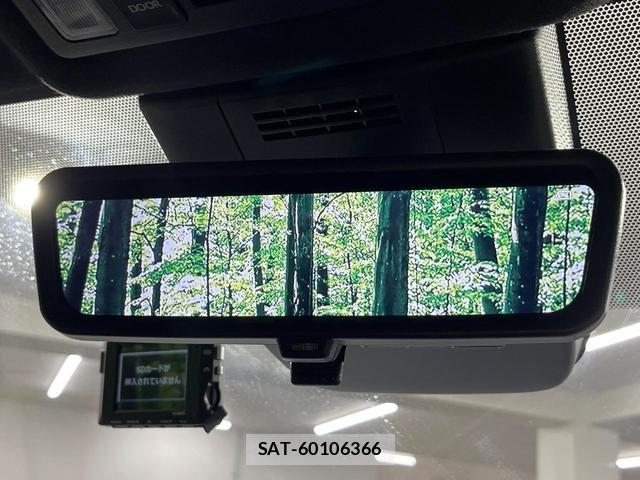 Toyota VOXY 2022-11 8652165-7