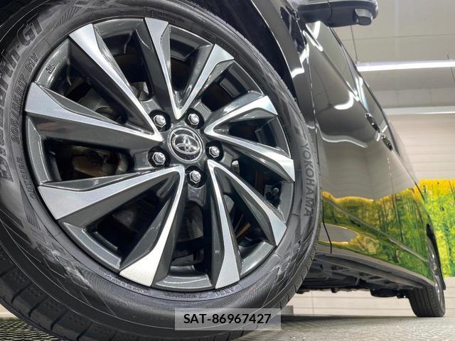 Toyota VOXY 2024-01 8652296-12