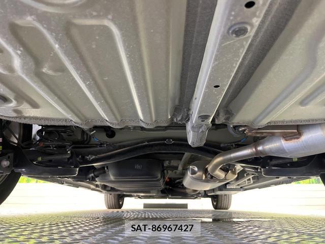 Toyota VOXY 2024-01 8652296-17