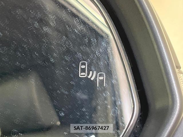 Toyota VOXY 2024-01 8652296-5